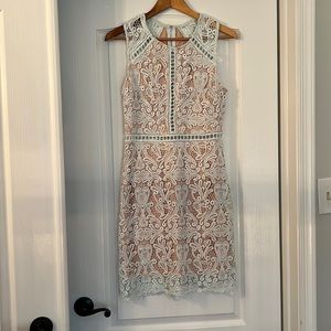 Lulu’s size medium dress.  Perfect to wear to a spring or summer wedding!